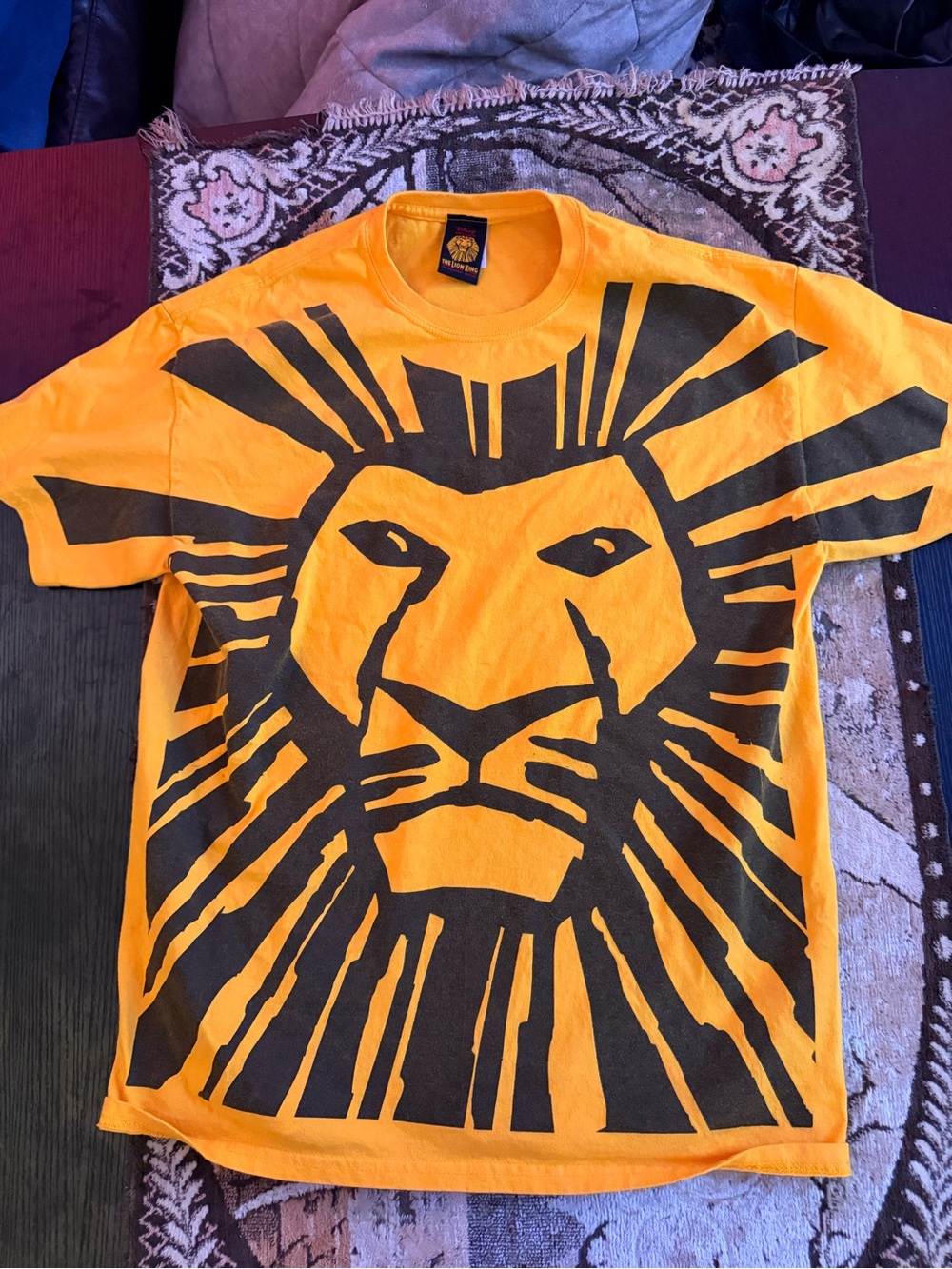 Vintage Disney The Lion King The Broadway Musical Graphic T-Shirt Large